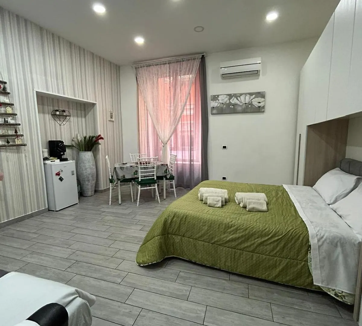 Hotel Cuore Di Napoli Gasthof